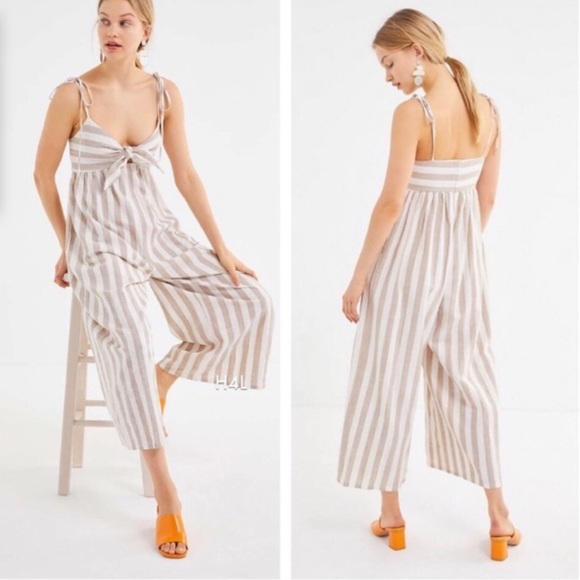Urban Outfitters UO Janie Jumpsuit M - Picture 4 of 4